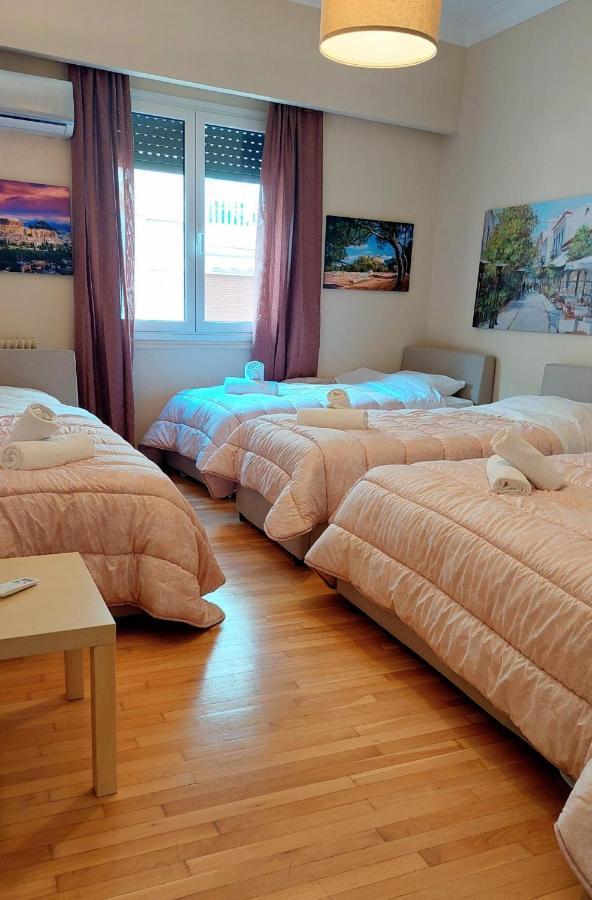 Grand Apartment In Parliament Square Атина Екстериор снимка